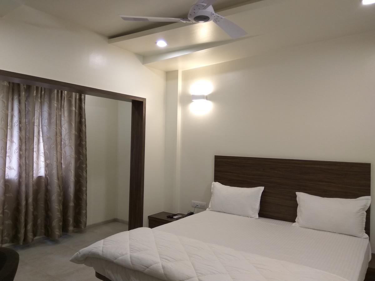 Manasi Inn ซาตารา ภายนอก รูปภาพ