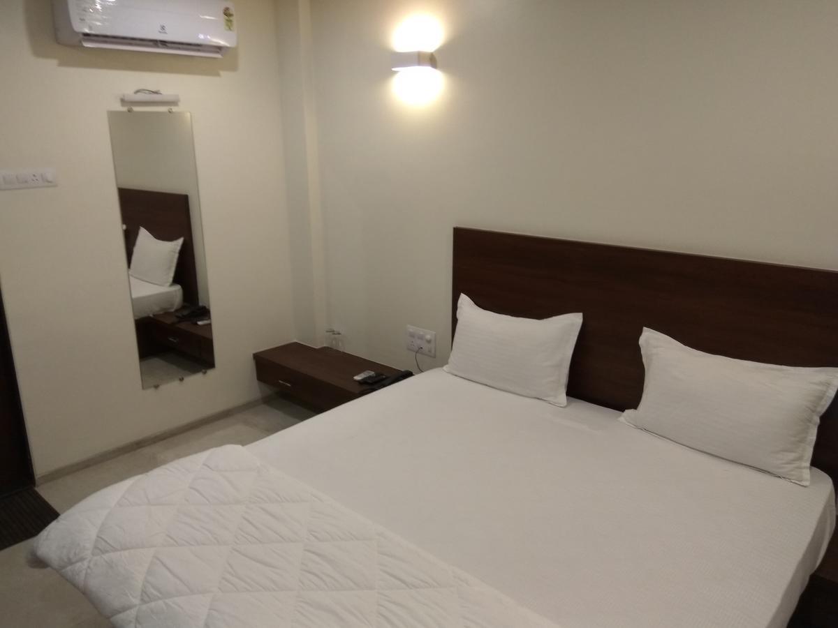 Manasi Inn ซาตารา ภายนอก รูปภาพ